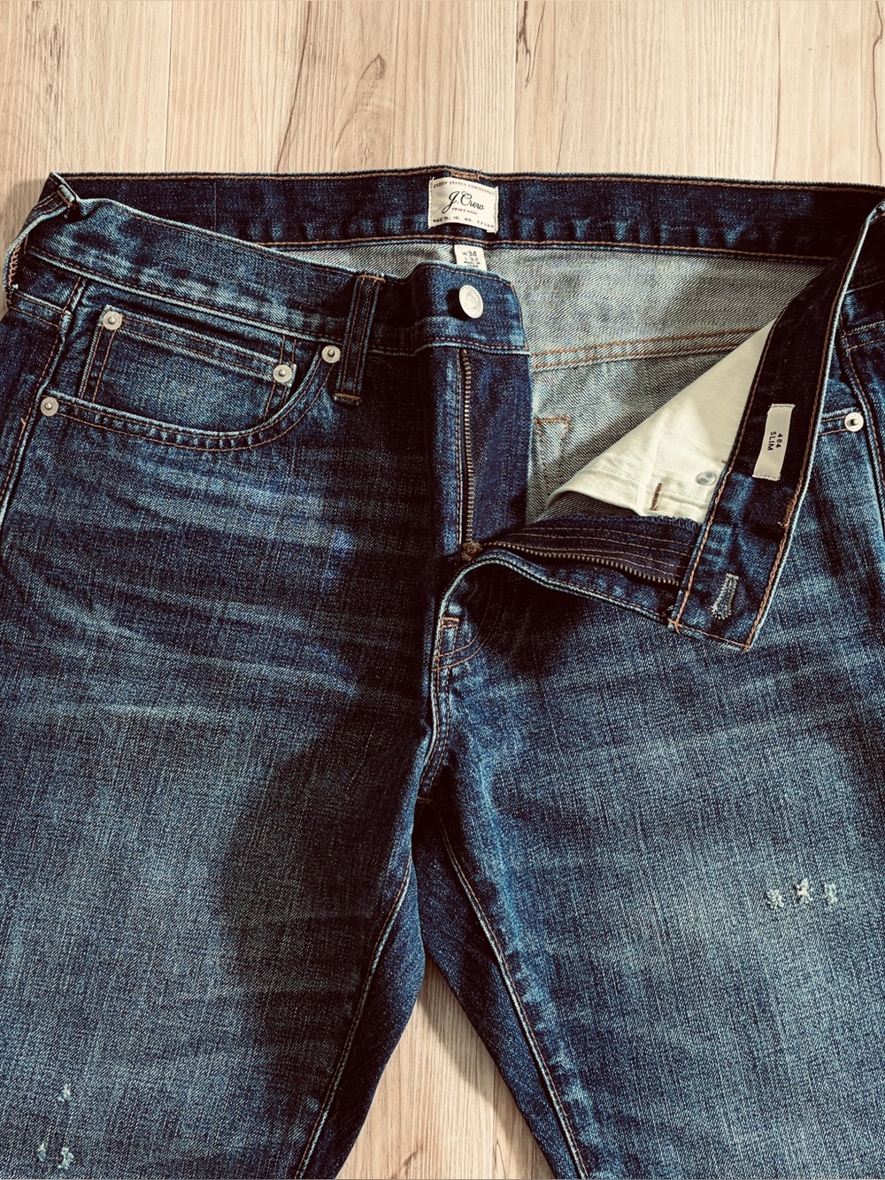 J Crew 34/32 Slim Fit 484 Denim in Broken In  Dark Wash